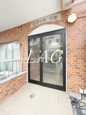 【エントランス】 | ロザール大宮 | エントランスです。