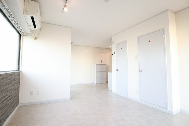 パークヒルズ美堀の居間・リビング|写真は同建物の別部屋を参考に掲載しております。