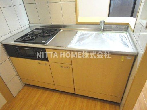 ル・シエル・ブル篠山のキッチン|２口ガスコンロがついているカウンターキッチン◇