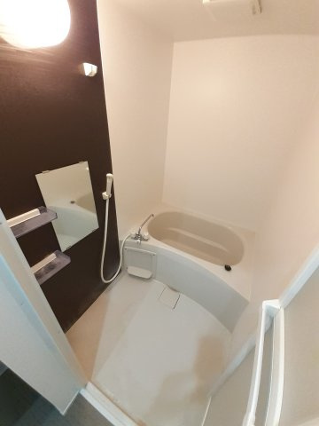 ルピナスの浴室