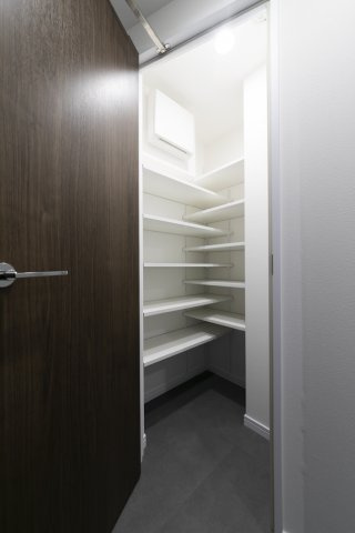 プラウドフラット浅草の収納