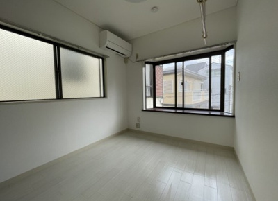 【洋室】 | サンライフ小竹向