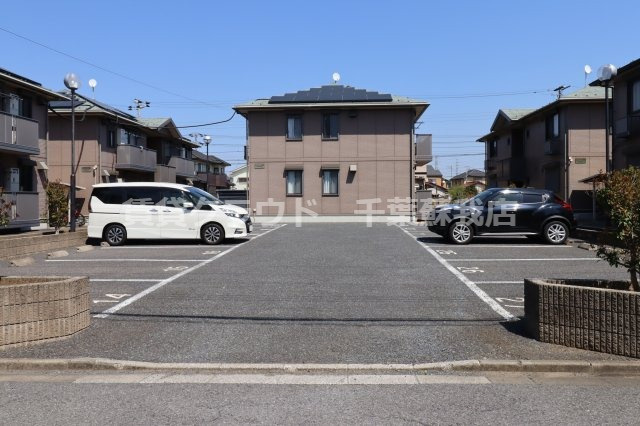 ピエルテル　六番館の駐車場