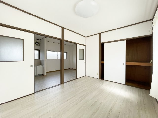 AWAマンションの居間・リビング