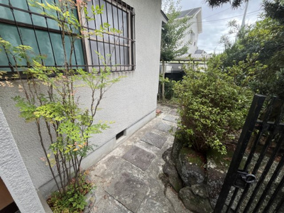 【庭】 | 生駒郡三郷町信貴ケ丘3丁目
