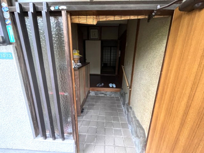 【玄関】 | 生駒郡三郷町信貴ケ丘3丁目