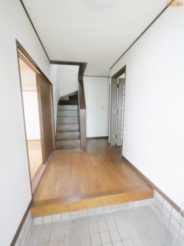 【玄関】 | 高砂市阿弥陀町魚橋　中古戸建