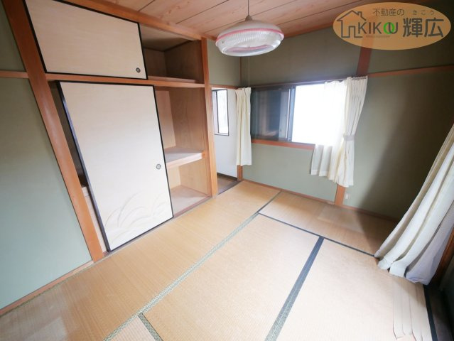 【寝室】 | 高砂市阿弥陀町魚橋　中古戸建