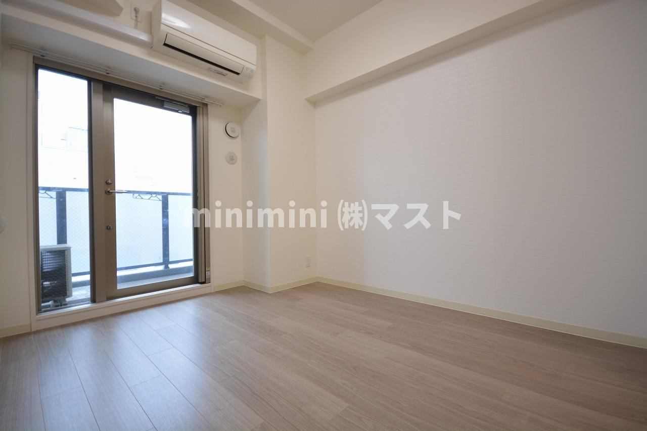 プレサンス福島ミッドエルの居間・リビング