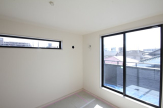 【洋室】 | 三郷市早稲田第2 | 3階に6.5帖の洋室