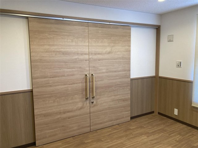 Pスマイルカーサバラ公園の内装