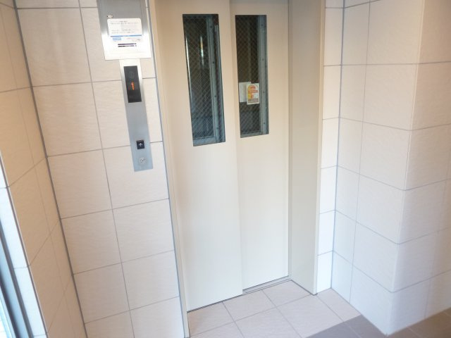 アセントワイ津田沼のその他共用部分|エレベーター付きでお引越しも楽々です