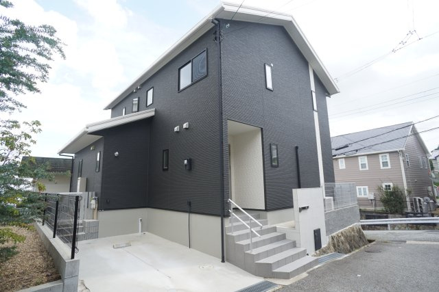 青葉台1丁目戸建の外観