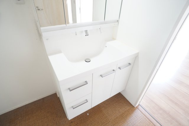 青葉台1丁目戸建の洗面所