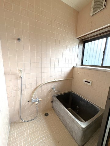 茂原市高師390貸家の浴室