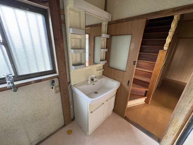 茂原市高師390貸家の独立洗面台