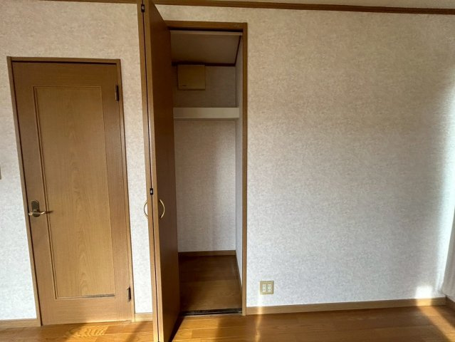 八街中古戸建ての収納