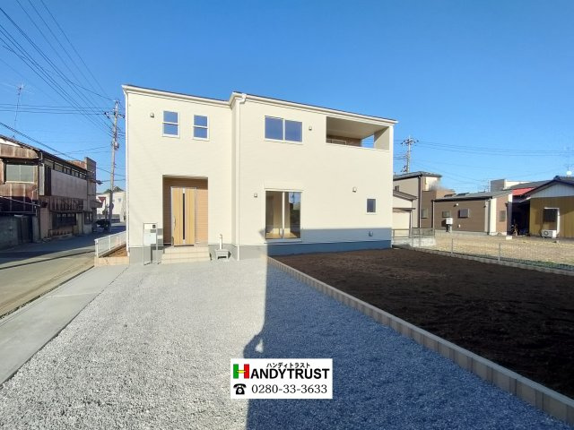 【Livele Garden】　猿島郡境町　第６　全3邸