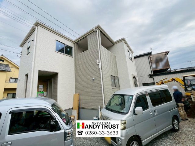 【Livele Garden】　猿島郡境町　第６　全3邸