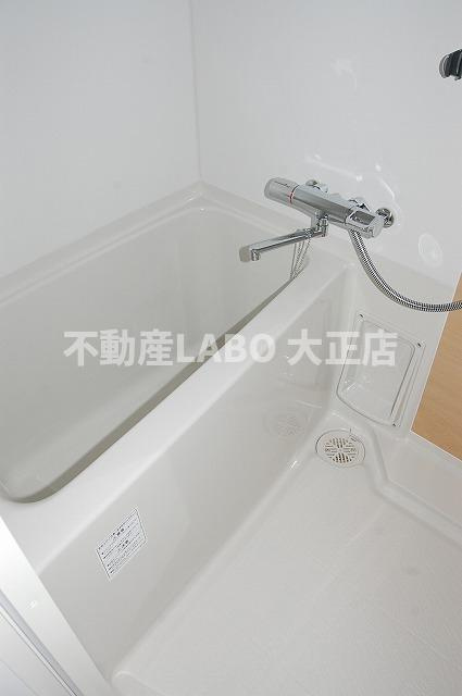 PARKHILLS弁天町Reveの浴室