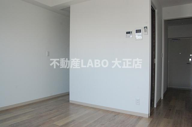 PARKHILLS弁天町Reveの洋室