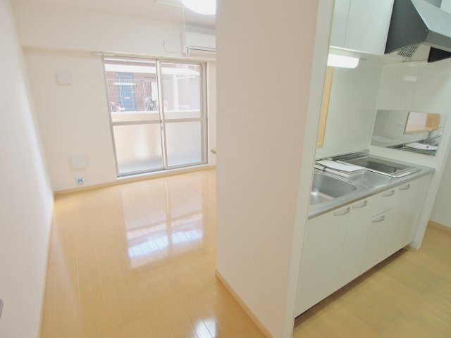 グランツ大町の居間・リビング