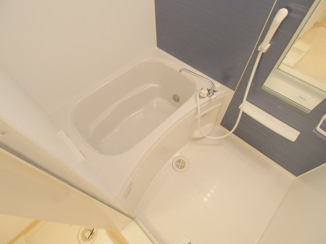 グランツ大町の浴室