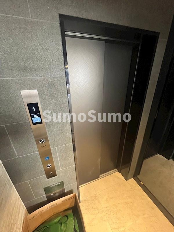 ワールドアイ神戸ハーバーランドⅡの外観