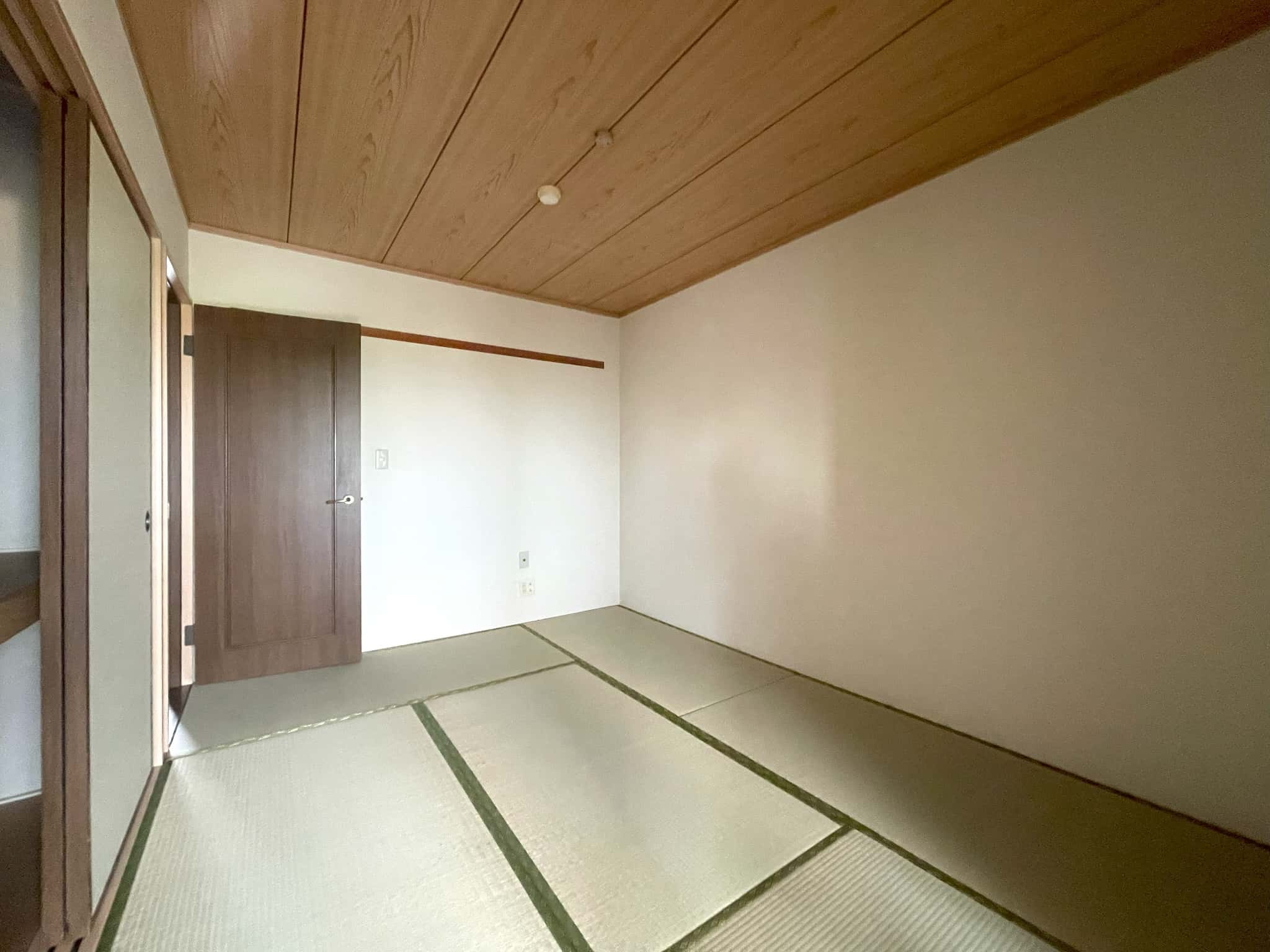 リステージ南弐番館の和室