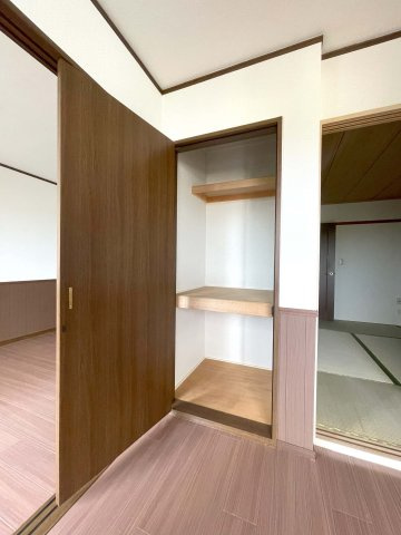 リステージ南弐番館の収納