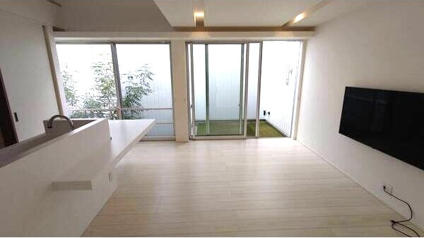 ＲＳプラスイレブンの居間・リビング