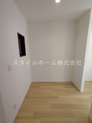 【居間・リビング】 | メリースクエアC