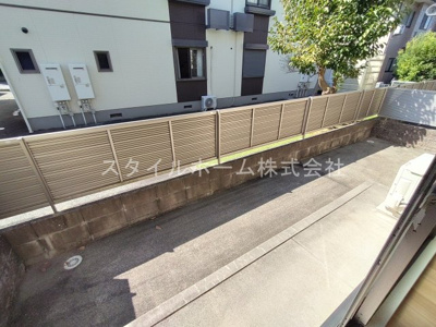 【庭】 | メリースクエアC