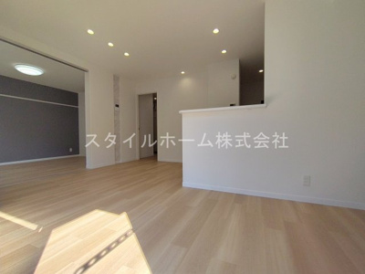 【居間・リビング】 | メリースクエアC