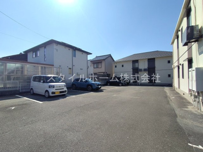 【駐車場】 | メリースクエアC