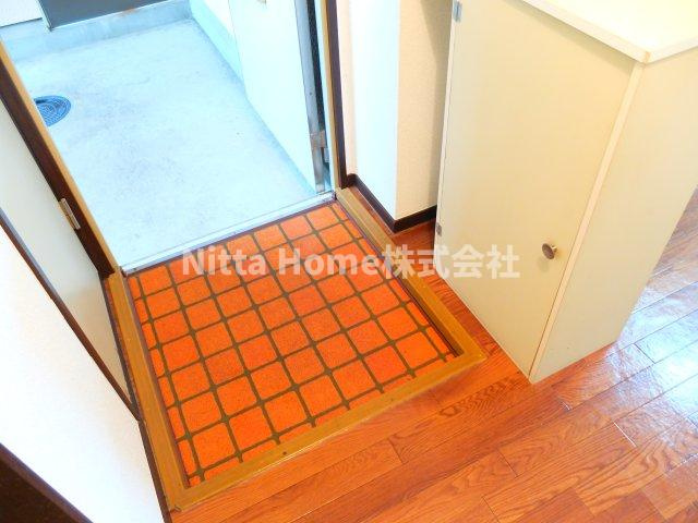 アーバンライフ 北中の玄関|【同タイプのお部屋写真】嬉しいシューズボックス付き☆