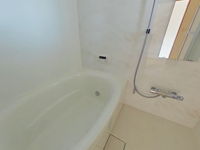 千里南町第一次住宅A3棟の浴室|追い炊き機能ついてます