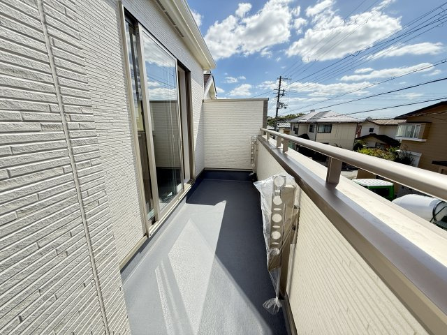 垂水区神陵台9丁目１号棟新築のバルコニー