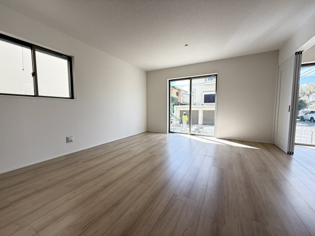 垂水区神陵台9丁目１号棟新築の居間・リビング