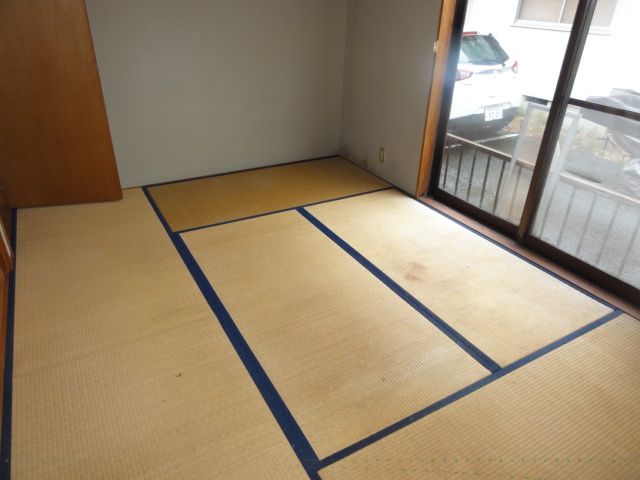 寒河江市 2棟一括アパートの和室