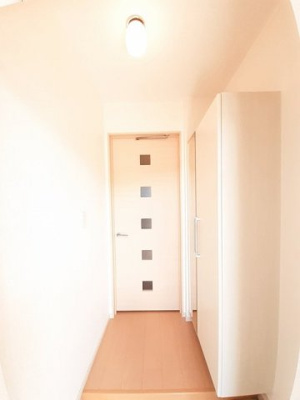 【玄関】 | メゾンハナブサⅡ