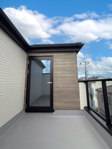 板橋区赤塚新町1丁目　生活快適エリア　新築戸建限定1棟のバルコニー