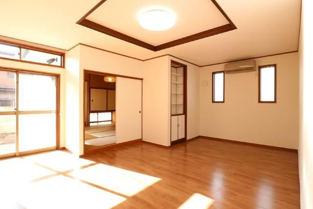 西東京市新町５丁目戸建の居間・リビング