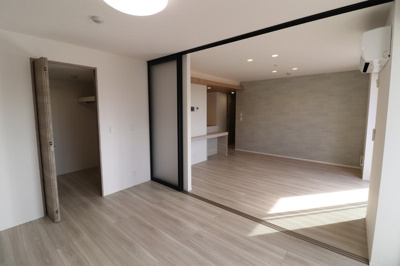 【洋室】 | マルシェル館浦和美園 | 落ち着いた色調の洋室です