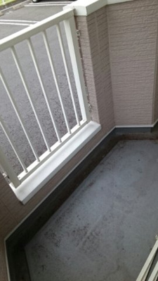 【バルコニー】 | サン・フィールドＢ