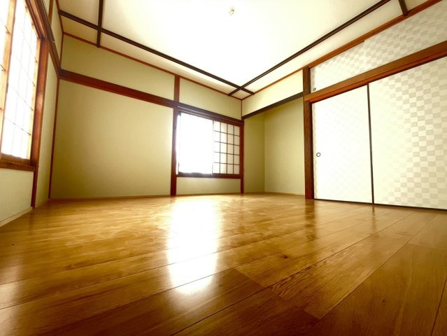 八街市中古戸建ての洋室