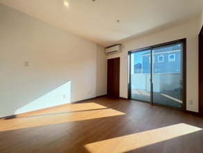 【居間・リビング】