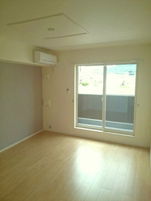 【居間・リビング】 | アンドーレ中道Ａ