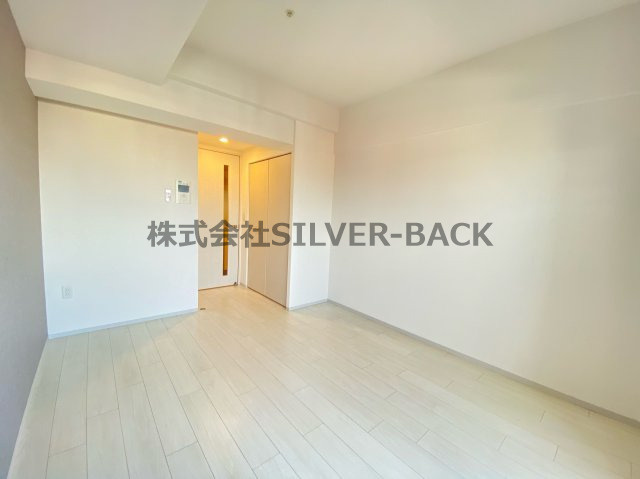 レジュールアッシュウエストレジス★仲介手数料無料物件★の洋室