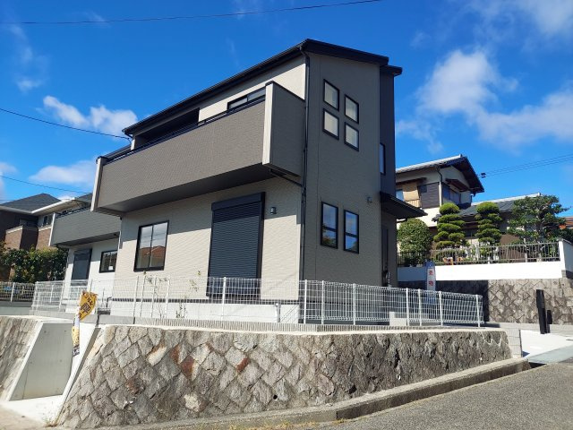 宝塚市中山五月台1丁目新築一戸建